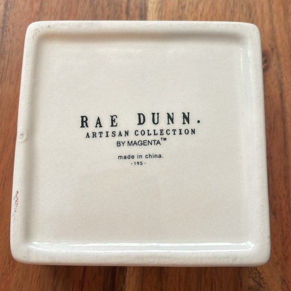 Rae Dunn Post-It Note holder. Perfect for your desk and the Rae Dunn collector. - Picture 3 of 4